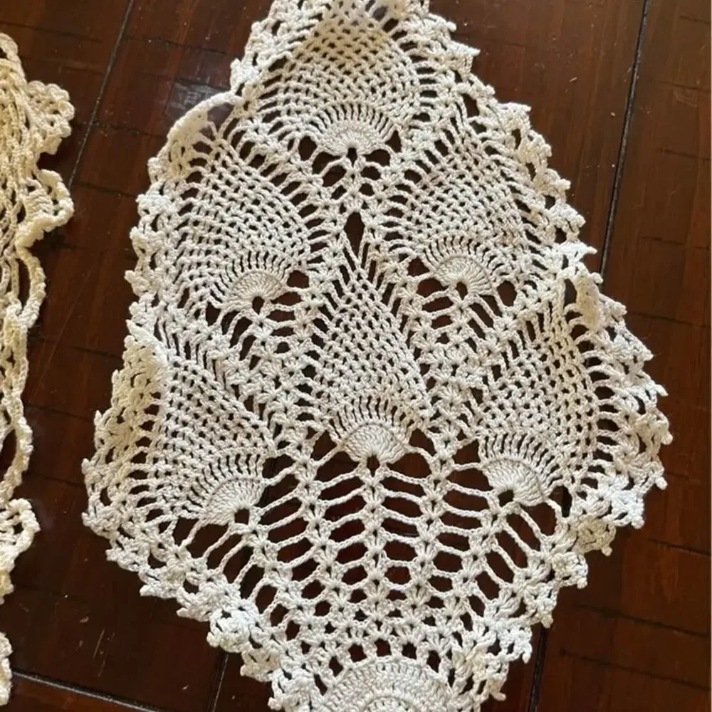 Vintage lace doilies set of 3